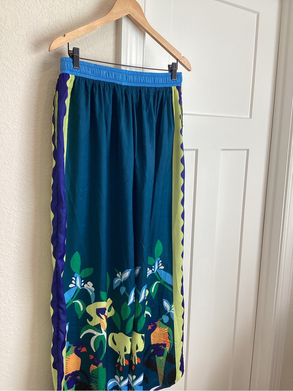 🦜Anthropologie Claire Colin Wide-Leg Pants Celandine NEW Blue Tropical SMALL - Picture 12 of 16